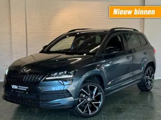 SKODA KAROQ 1.5 TSI ACT Sportline Business DSG Virtual Trekhaak Camera Stoel