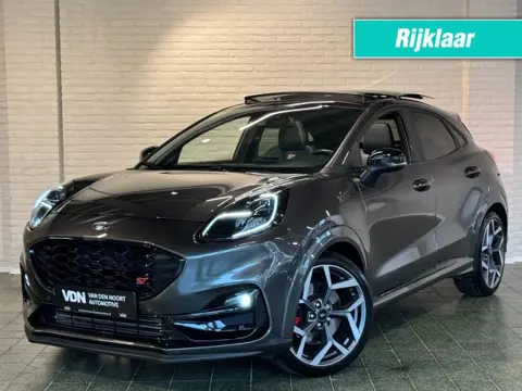 FORD PUMA 1.5 EcoBoost ST-X 200pk Performance Pano Trekhaak Recaro Camera