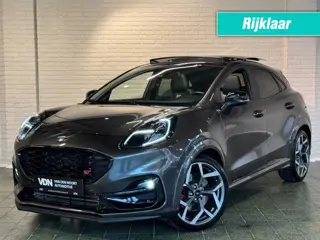 FORD PUMA 1.5 EcoBoost ST-X 200pk Performance Pano Trekhaak Recaro Camera