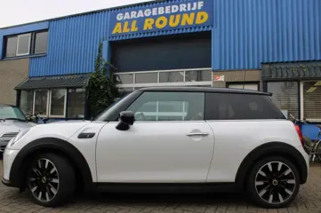 MINI COOPER SE Mini Mini Electric Camden Edition 33KWH