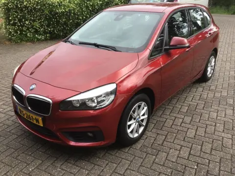 BMW 2-SERIE 216I CENT. EXECUTIVE