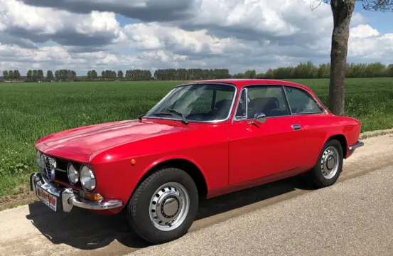 ALFA ROMEO 1750 GTV Bertone 2e serie 