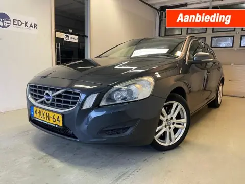 VOLVO V60 2.4 D5 Summum 215 PK CLIMA NAVI XENON 
