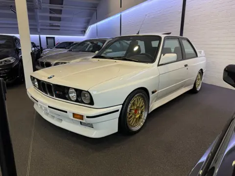 BMW M3 E30 Coupe 