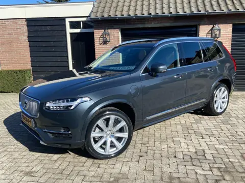 VOLVO XC90 inscription