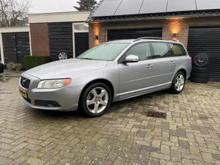 VOLVO V70 2.0 Momentum Youngtimer ! Leer cruise control trekhaak