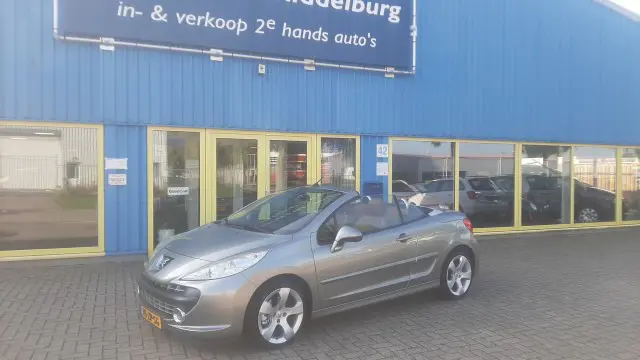 PEUGEOT 207 1.6 16v T Feline