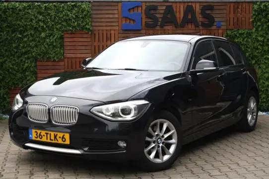 BMW 1-SERIE NAP / Afneembare trekhaak / Bi-Xenon / Airco 