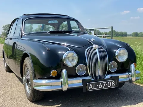 JAGUAR MK II 