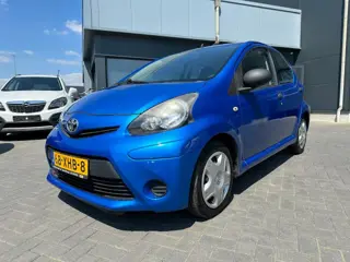 TOYOTA AYGO 1.0 VVT-i Comfort 5 drs. Airco 