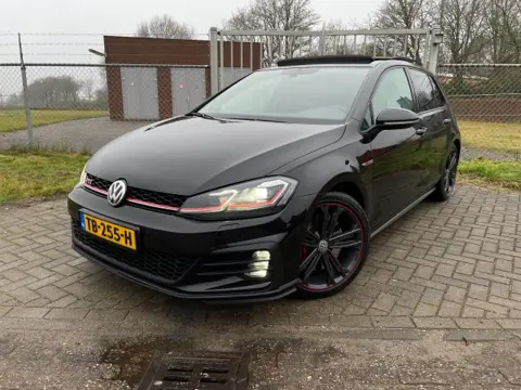 VOLKSWAGEN GOLF 7.5 GTI Performance DSG-7