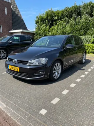 VOLKSWAGEN GOLF 1.4 TSI Highline