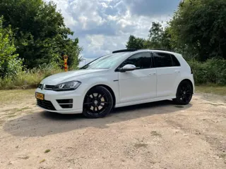 VOLKSWAGEN GOLF 2.0 TSI R 4Motion DSG-6 300pk ZEER COMPLEET!