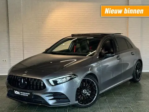 MERCEDES-BENZ A-KLASSE 220 AMG Premium Night Pano 19'' Sfeerv Camera Side Assist