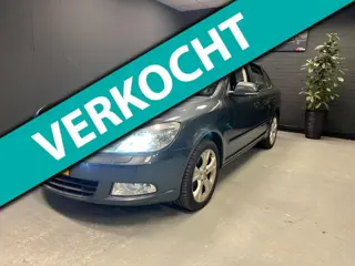 Skoda Octavia 1.8 TSI Elegance Business Xenon Automaat Navi TrekHaak Rijdt Goed.