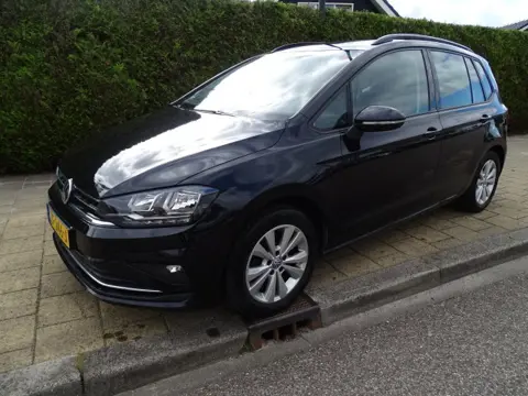 VOLKSWAGEN GOLF Sportsvan 110Pk  TSI HIGHLINE ED-Navi-carplay-Led-Media-Cam-Pdc