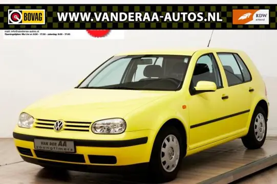 VOLKSWAGEN GOLF 1.6  iSR HB 5-Drs Youngtimer!!