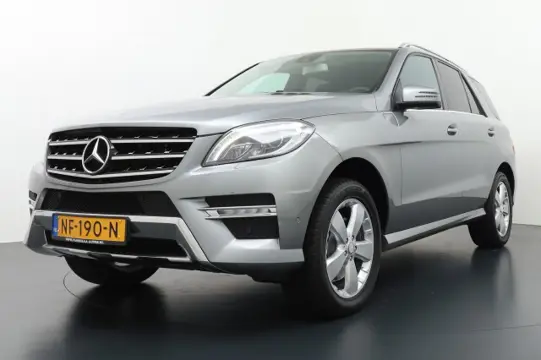 MERCEDES-BENZ M-KLASSE 350 BLUETEC  V6 Automaat in concours staat!!