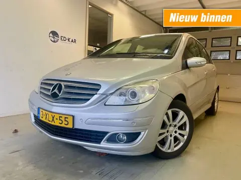 MERCEDES-BENZ B-KLASSE B 200 AUT XENON CLIMA PANO PDC NAVI EXPORT PRICE