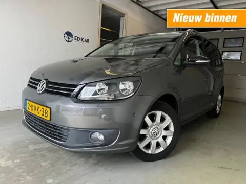 VOLKSWAGEN TOURAN 1.6 TDI Highline BM 7p. CAMERA PARKASS. NAVI TOP CONDITIE NAP 