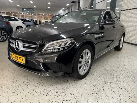 MERCEDES-BENZ C-KLASSE 180 CDI Automaat Sport Navigatie ECC Airco PDC Camera LED