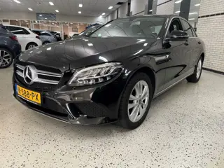 MERCEDES-BENZ C-KLASSE 180 CDI Automaat Sport Navigatie ECC Airco PDC Camera LED