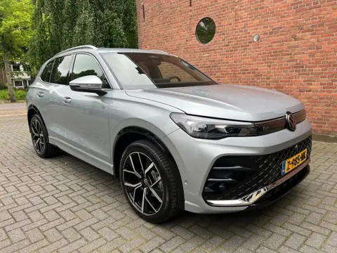 VOLKSWAGEN TIGUAN 1.5 ETSI R-LINE NIEUW MODEL