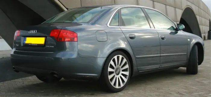 Mooie Audi A4 2.5 TDI V6 proline