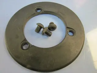 Used beschermplaat naaf voorwiel stone,