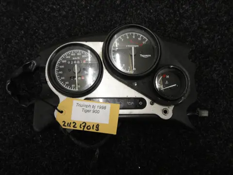TELLERSET Triumph Tiger 900 1993 - 1998