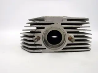 Used cilinderkop cal1100 rh gereviseerd