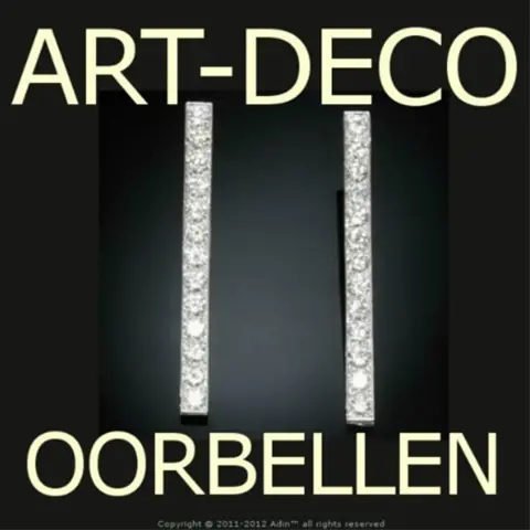 Handelaar gespecialiseerd in verkoop van Art-Deco juwelen
