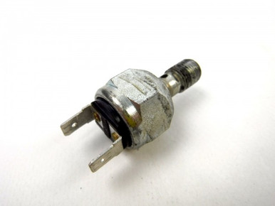 Used remlichtschakelaar m10x1