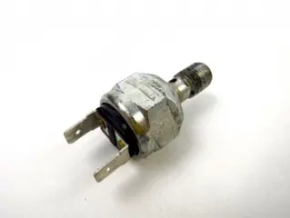 Used remlichtschakelaar m10x1