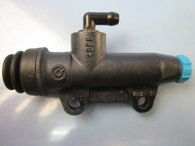 Used rempomp achter v11 sport brembo