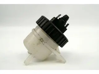 Used reservoir rempomp achter lm 1000