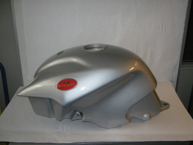 Used tank breva 1100 grijs