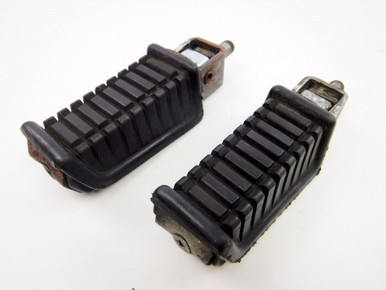 Used voetsteun set voor v65 sp