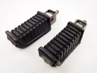 Used voetsteun set voor v65 sp