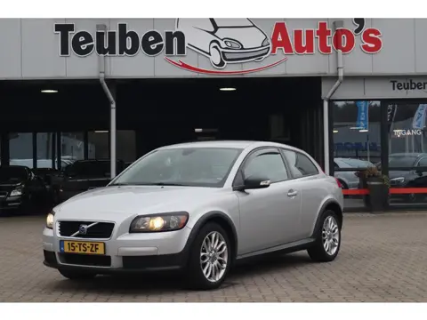 Volvo C30 2.0 Kinetic Airco, Climate control, Trekhaak, Lichtmetalen wielen