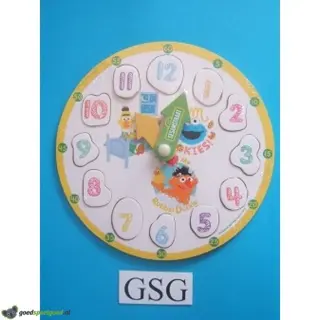 Houten puzzelklok Sesamstraat 12 st nr. 80311-00