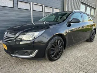 Opel INSIGNIA SPORTS TOURER SW 1.6 T. NAVI + PDC + TREKHAAK + APK.