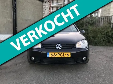 Volkswagen Golf 1.6 FSI Trendline