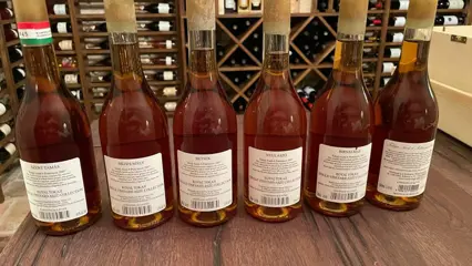 2007 Royal Tokaji - Single Vineyards: Betsek, Birsalmás, Nyulászó, Szt. Tamás, Mézes Mály & Gold Label - Tokaji 6 Puttonyos - 6 Jennies (0.5L)