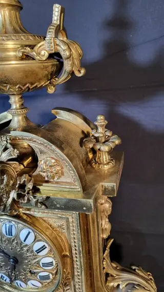 Bronzen vergulde franse top pendule, regency stijl 1860 zware kwaliteit - Verguld brons - Eind 19e eeuw