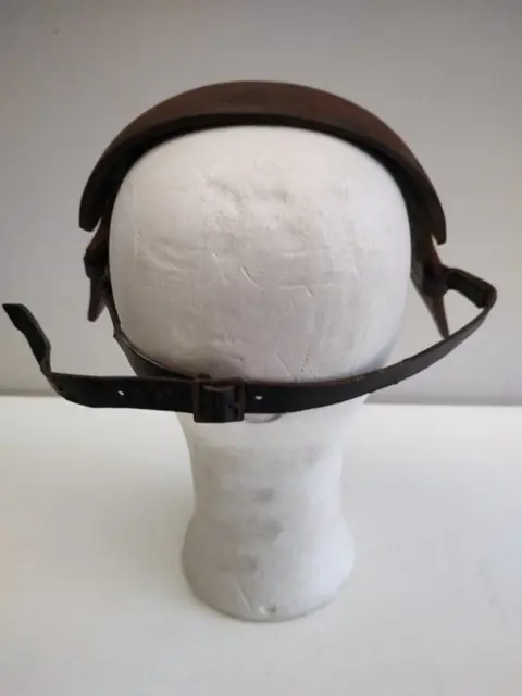 Duitsland - Stirnpanzer , helmplaat , replica