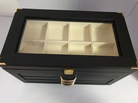 Italië - Box-Kist voor medailles 32 plaatsen