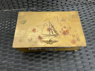 Frankrijk - Trenchcraft - mooie doos gedateerd 1915 en genaamd