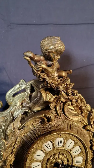 Italiaanse bronzen vergulde pendule rococo stijl - Verguld brons - Eind 20e eeuw