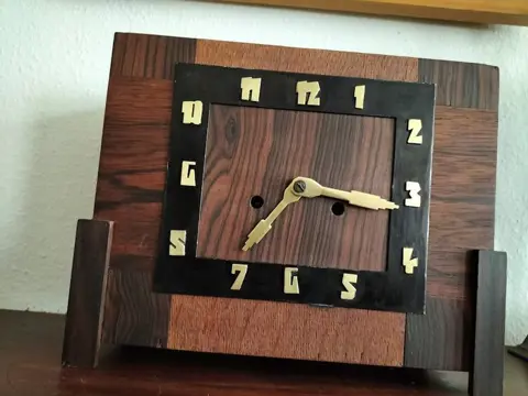 Art DecoAmsterdamse School pendule klok - Hout, Coromandel, Hout, Eiken, Messing - Begin 20e eeuw
